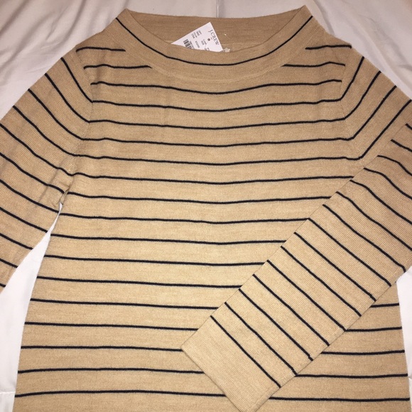 Camel & Navy strolled J. Crew Sweater - Brand New - Picture 2 of 5